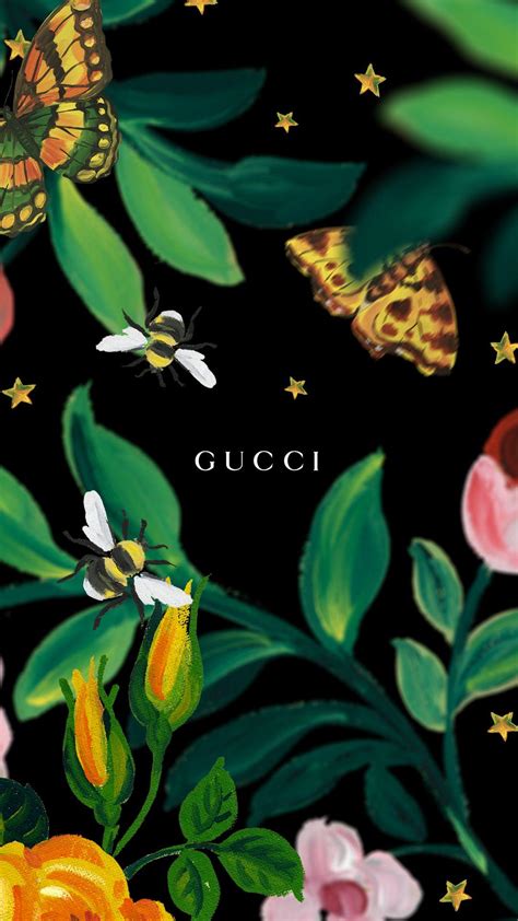 gucci bee wallpaper|gucci aesthetic wallpaper.